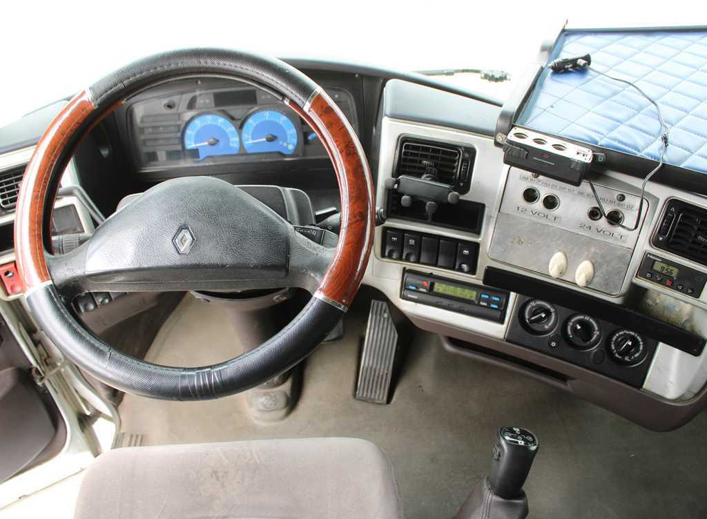 Tahač Renault MAGNUM 440.18, EURO 3