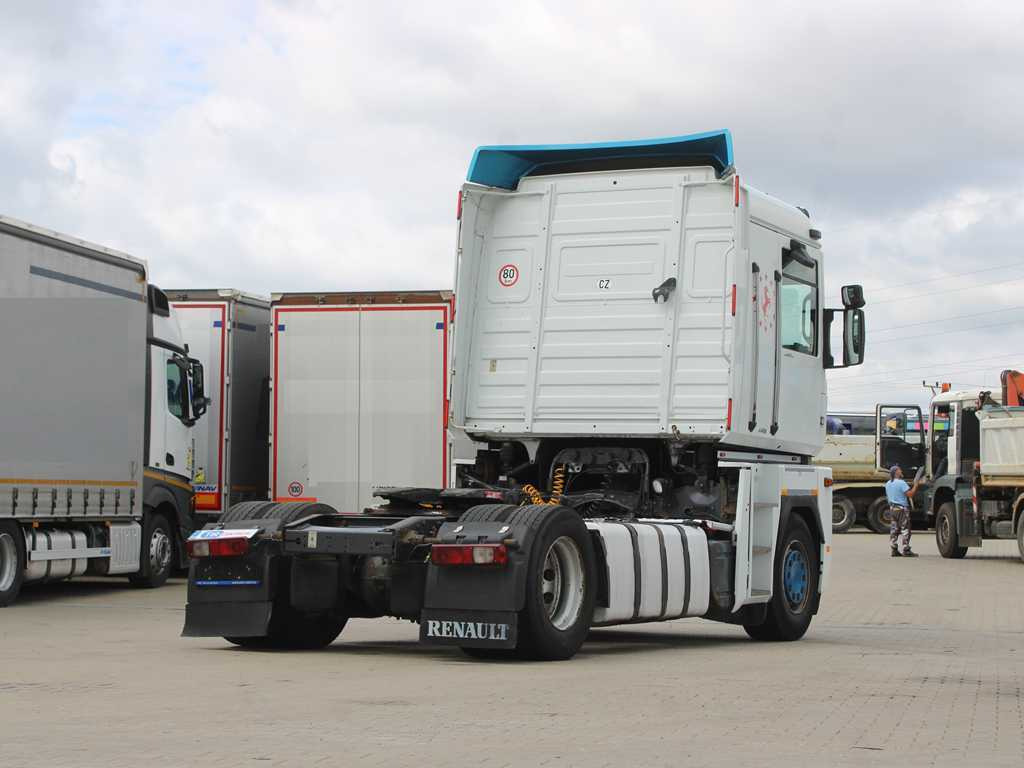 Tahač Renault MAGNUM 440.18, EURO 3