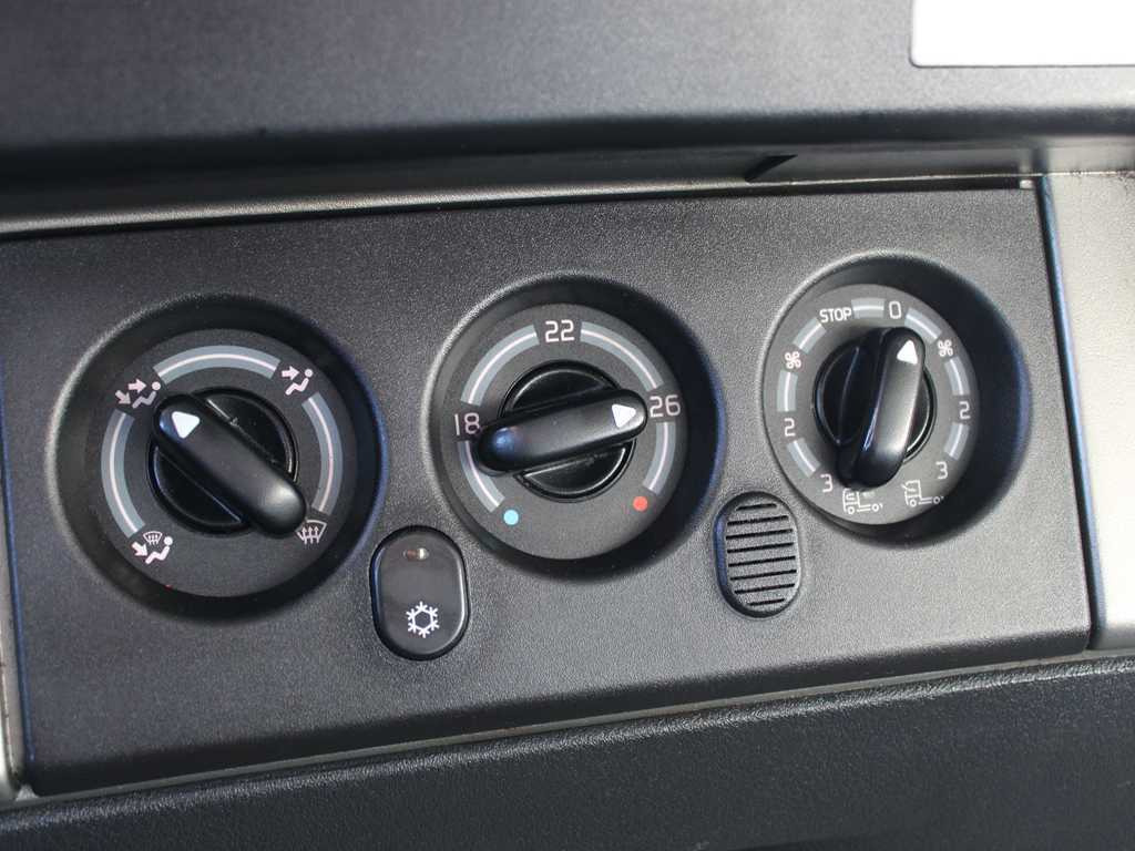 Tahač Renault MAGNUM 480.18, LOW DECK, EURO 5EEV