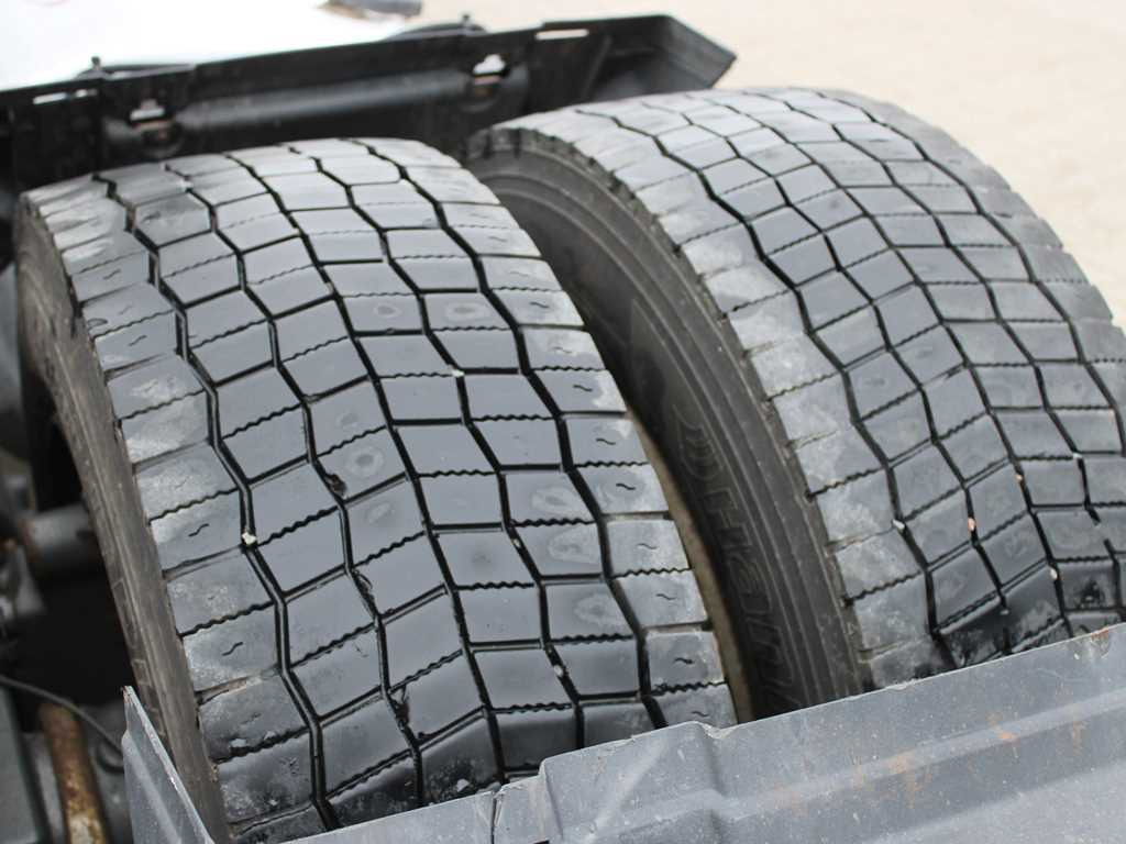 Tahač Renault T 460, EURO 6, LOWDECK, AIR SUSPENSION