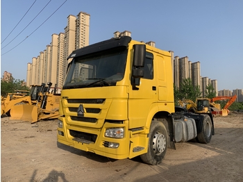 SINOTRUK Howo tractor unit - tahač