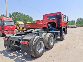 SINOTRUK Howo tractor unit 420 - tahač