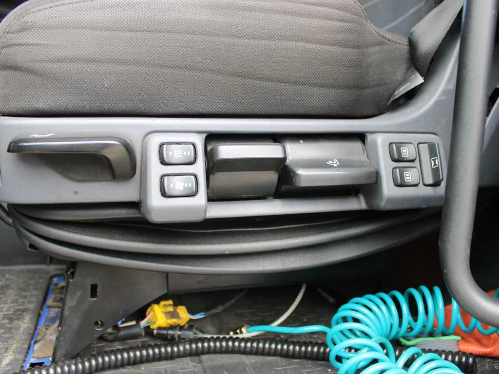 Tahač Scania R410, EURO 6, LOWDECK, RETARDER, NAVIGATION