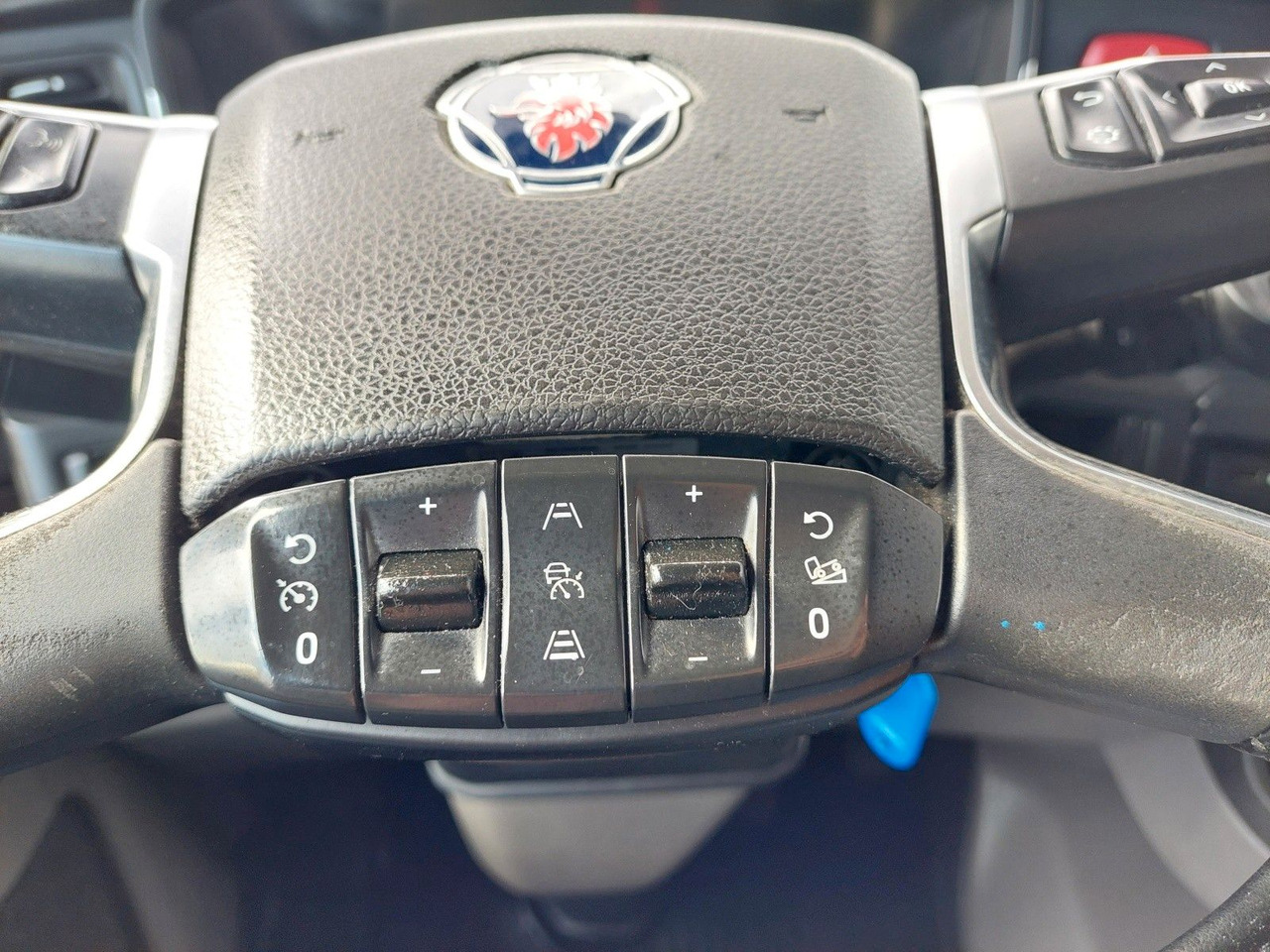 Tahač Scania R450 A4X2NB Luft/Luft Hydraulik