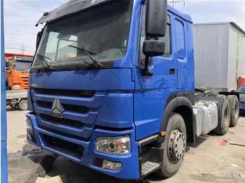 Sinotruk Howo truck head - tahač