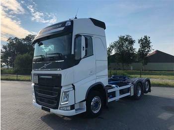 Tahač Volvo FH460 6X2 GLOBETROTTER EURO 6