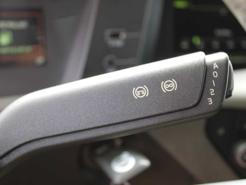 Tahač Volvo FH 500, GLOBETROTTER, LOWDECK, VEB+, I-PARK COOL