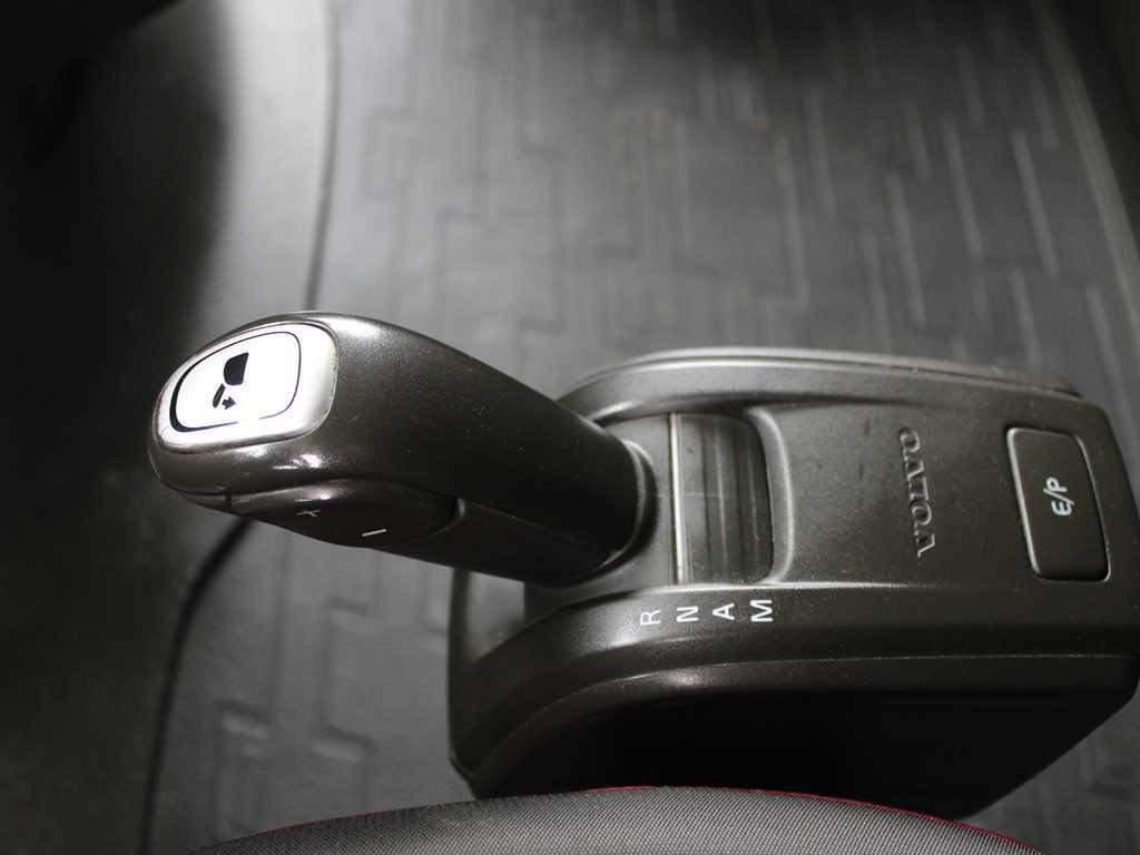 Tahač Volvo FH 500, LOWDECK, EURO 6, VEB +