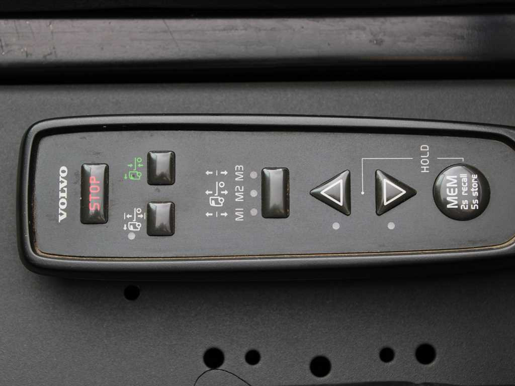 Tahač Volvo FH 540, 6X4, VEB+, PALFINGER EPSILON Q170Z96, PNEU 90%