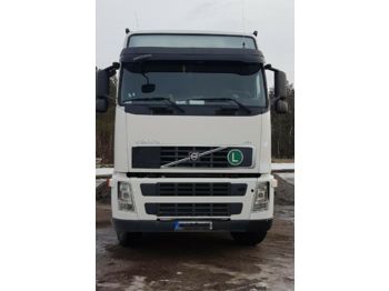 Tahač Volvo FH Manual: obrázek 1