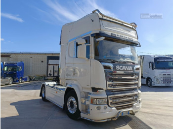 Tahač SCANIA R 520