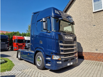 Tahač SCANIA S 450