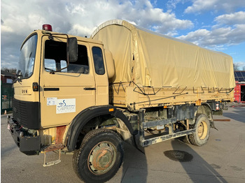Plachtový nákladní auto IVECO