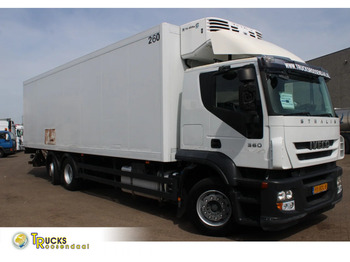 Chladírenský nákladní automobil IVECO Stralis
