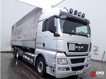 Plachtový nákladní auto MAN TGX 26.400