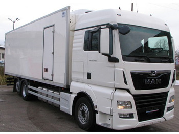 Chladírenský nákladní automobil MAN TGX 26.460