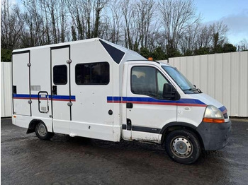 Skříňový nákladní auto RENAULT Master