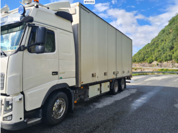 Skříňový nákladní auto VOLVO FH16 540