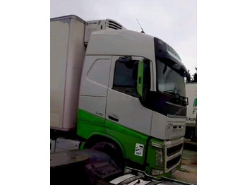 Chladírenský nákladní automobil VOLVO FH