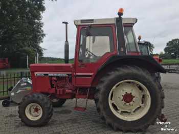 Traktor Case-IH 745XL: obrázek 1