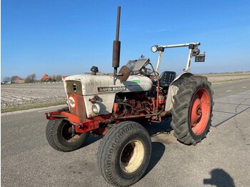 Traktor David Brown 880: obrázek 1
