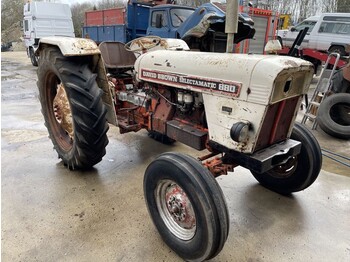Traktor David Brown 880: obrázek 1