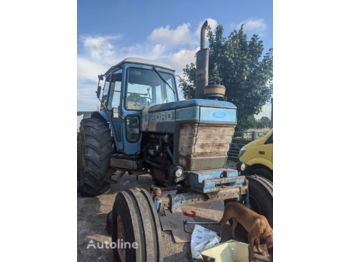 Traktor FORD 8210: obrázek 1