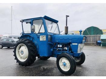 Traktor Ford 2000: obrázek 1