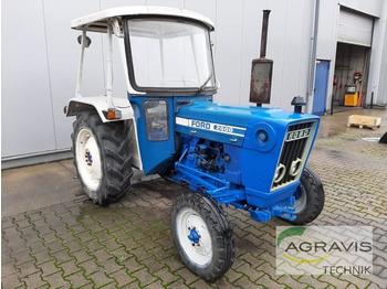 Traktor Ford 2600: obrázek 1