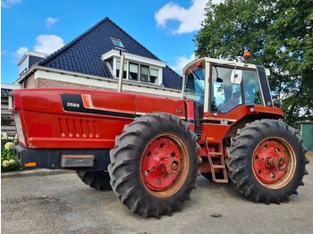 Traktor International 3588: obrázek 1