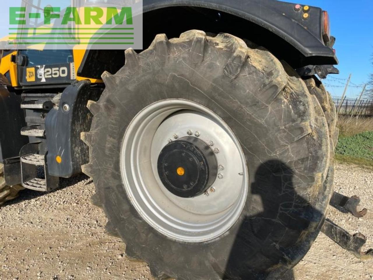 Traktor JCB fastrac 8250: obrázek 12