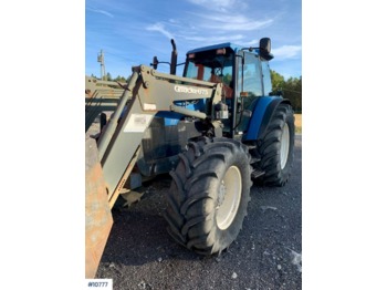 Traktor New Holland 8260/4: obrázek 1