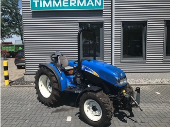 Traktor New Holland T3030: obrázek 1