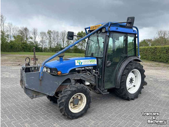 New Holland TN75 V smalspoor tractor - Traktor: obrázek 1
