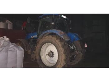 Traktor New Holland t 7.235 ac: obrázek 1