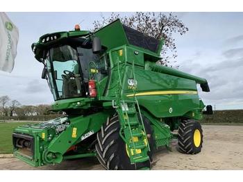 Sklízecí mlátička John Deere T670