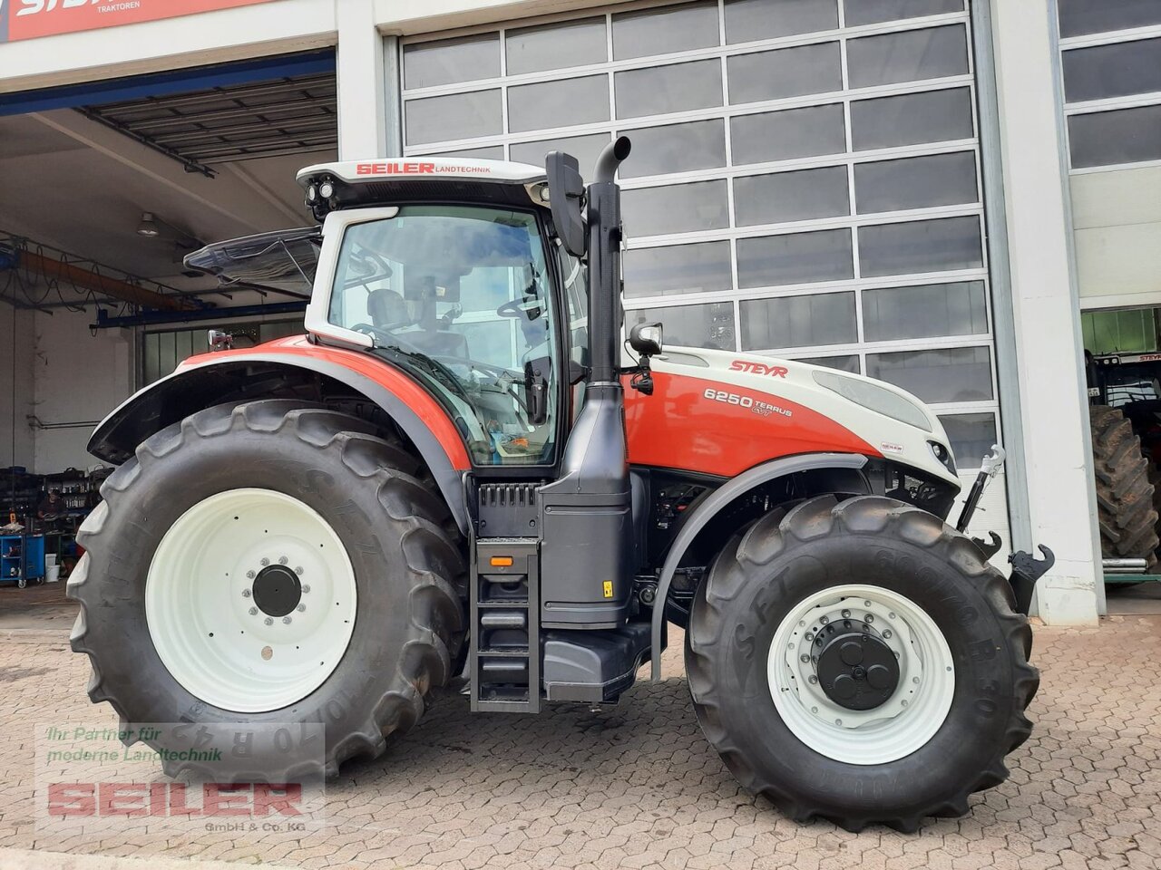 Traktor Steyr Terrus 6250 CVT: obrázek 3