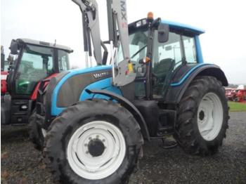 Traktor Valtra N121 ADVANCE: obrázek 1