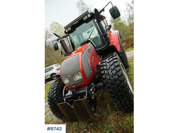 Traktor Valtra N142: obrázek 1