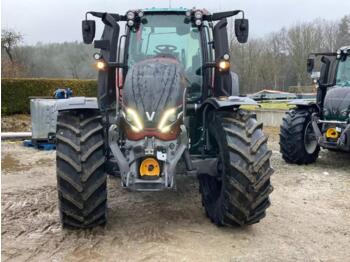Nový Traktor Valtra T 235 D: obrázek 1