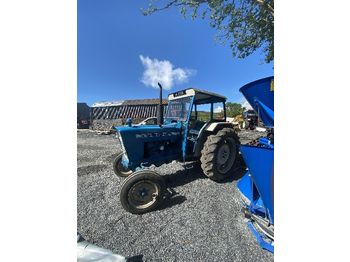 Zemědělský traktor FORD 4000