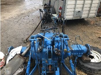 Zemědělský traktor FORD 6610
