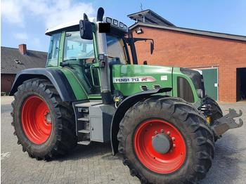 Zemědělský traktor Fendt 712 VARIO