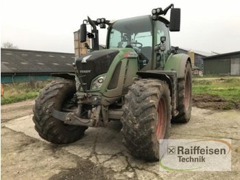 Zemědělský traktor Fendt 724 Vario ProfiPlus