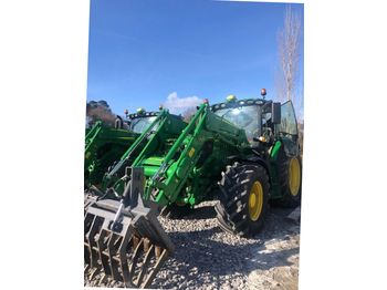 Zemědělský traktor John Deere 6155R