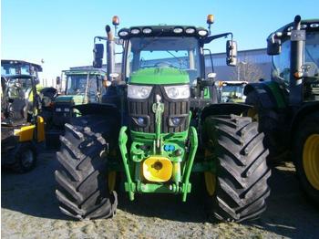 Zemědělský traktor John Deere 6155R