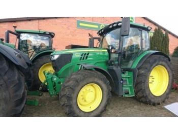Zemědělský traktor John Deere 6155r