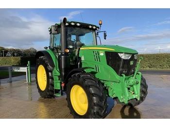 Zemědělský traktor John Deere 6175R