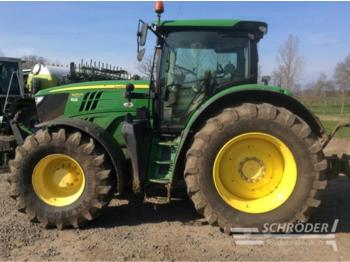 Zemědělský traktor John Deere 6210 R