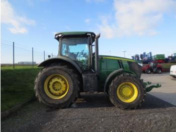 Zemědělský traktor John Deere 7230R